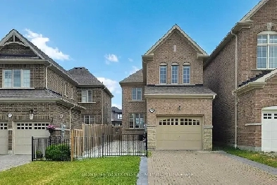 4BR/3WR/2 STOREY DETACHED HOME/ROLLING ACRES - DURHAM/WHITBY Image# 9