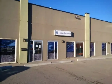 1,100 - 2,900 SF INDUSTRIAL CONDO FOR SALE IN THE WESTEND Image# 5