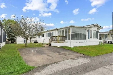 OVERSIZED BUNGALOW IN BLACK CREEK COMMUNITY - 3 BED, 1 BATH Image# 1