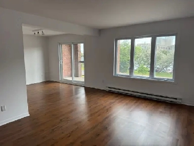 4 1/2 à louer à 1575$ par mois Image# 5