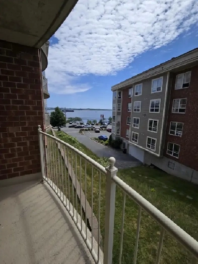Upscale one Bedroom overlooking the Bedford Basin Image# 7