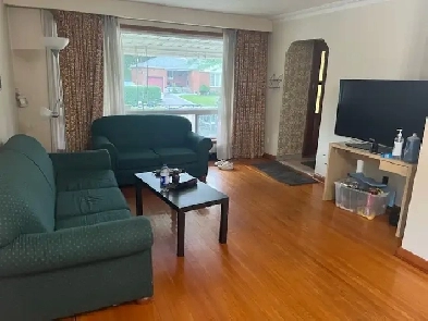 HOUSE FOR RENT (NEAR KENEDY SUBWAY) Image# 2