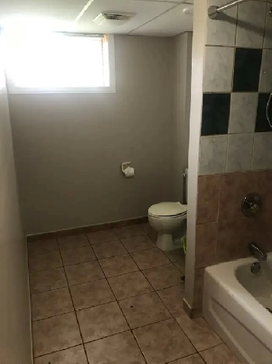 1 Bedroom Basement Appartment Image# 1