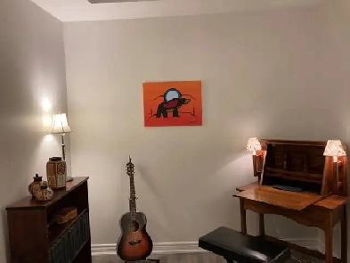 lovely east end condo Image# 2