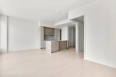 Wow! Condo 2 1 cac et 2 sdb et terrasse! Garage! Image# 11