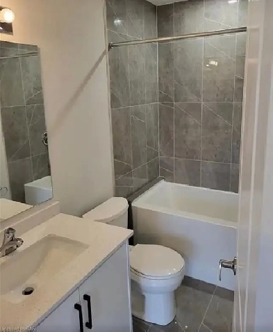 New Condo Unit for Rent Image# 13