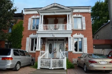 1 BEDROOM VICTORIAN APT. FOR RENT, DOWNTOWN OTTAWA, Rideau Cente Image# 9