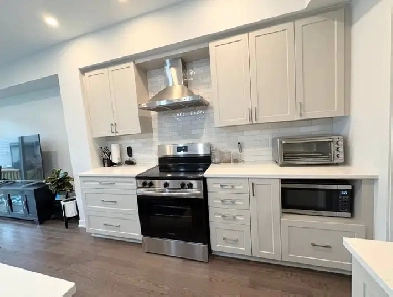 RENT Spacious Townhome 3 BDRM, 2.5 BATH   Finished Basement Image# 6