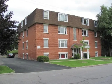 CENTRAL - 2 APTS 4 RENT ($1495/$1545) AUG OR SEPT Image# 8