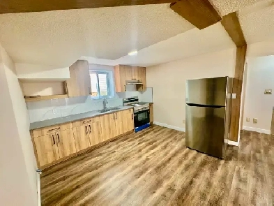 3 beds 1 bath basement suite Image# 4
