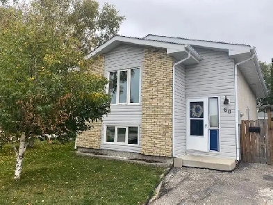 Beautiful Family Home in Prime Location! Available September 1st Image# 10