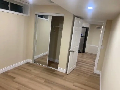 Room on rent Image# 5