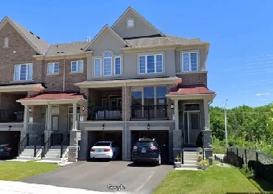 Spacious 2660sqft townhouse in Oakville available from Aug 1 Image# 6