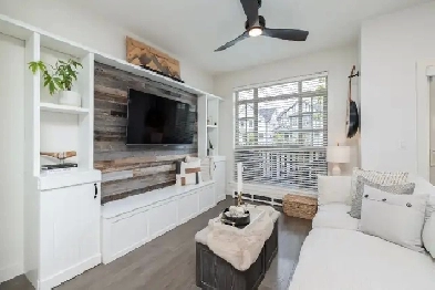 3 Bedroom and 3 Bathroom Townhome with an attached 2 car garage Image# 8