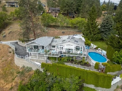 LAKEVIEW HOME W/POOL & HOT TUB, 191 Oak Ave, Kaleden Image# 2