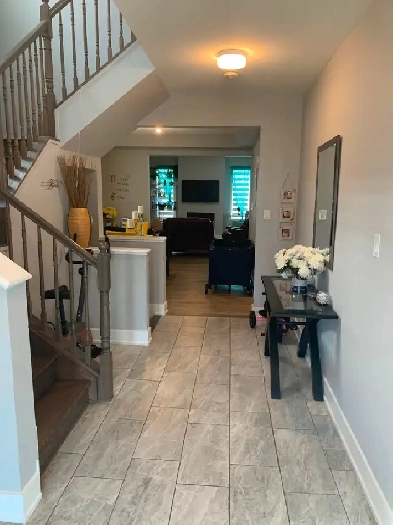 Richmond single home 4 bedrooms September 1 Image# 1