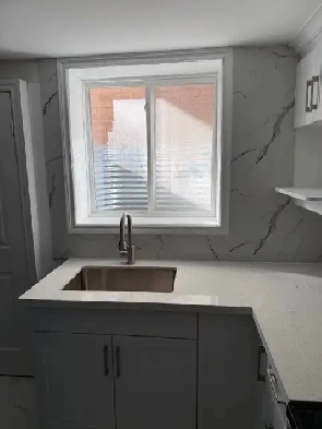 IN OSHAWA ONE BEDROOM BASEMENT FOR RENT $1050 PER MONTH Image# 2