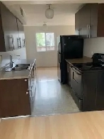 Renovated 3 Bedroom End unit townhouse - Londonderry Area Image# 2