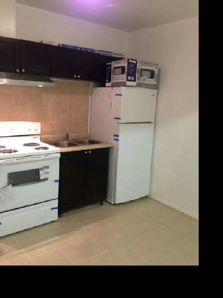Room For Rent At Spadina/Dundas Single Male Only Image# 5