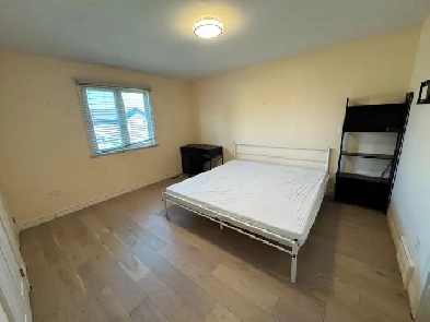Room for rent in Kincardine Image# 1