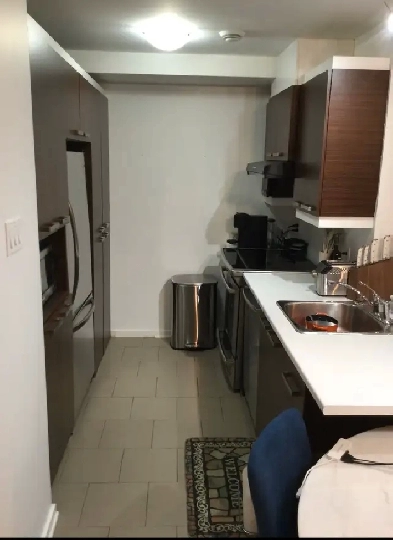 CONDO 4 ET DEMI À LOUER Image# 1