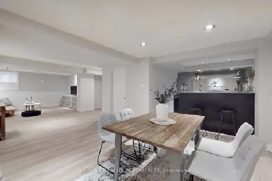 NEWLY RENOVATED 2 BED / 1 BATH WITH SEPARATE ENTRANCE! Image# 7