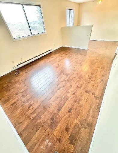 2 Bedroom Large on Northside (Open Now) - Dog & Cat Friendly Image# 20