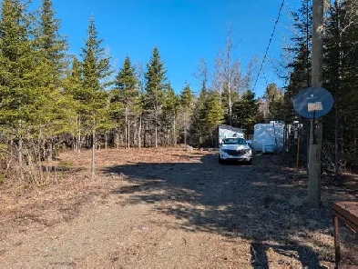 Terrain 4.5 acres accès rivière land with river access Image# 1