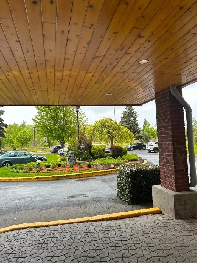 Condo / logement / appartement à Louer Image# 1