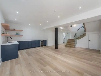 Scarborough-New Style Luxury Bright Furnished Room (Female) Image# 6