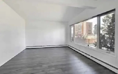 3 bedrooms main floor (1518 34 st Se) Image# 8