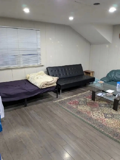 Sharing room for rent