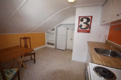 1 Bedroom   Den Image# 10