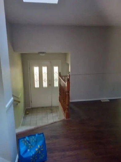 Room for Rent in Prime Lower Mission Location – Walk to Lake! Image# 1