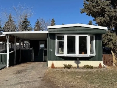 Renovated move in ready Mobile home in Red Deer Image# 4
