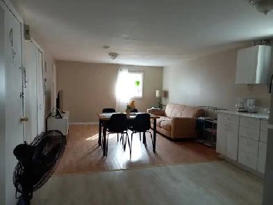 Spacious one-Bedroom Apartment for Rent –– Available: July Image# 1