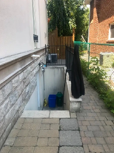 1 BEDROOM FOR RENT Image# 2