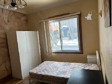 Room for rent , 2mins walk distance to Jolicoeur metro Image# 2