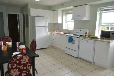 Units Available - 5 MIN WALK TO WLU & 8 MIN WALK TO UW Image# 5