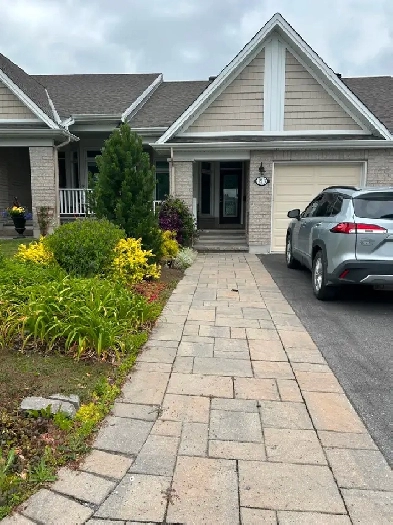 Adult Bangalow for Rent Ottawa East-end Image# 1