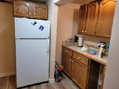 single 1 bedroom 1 living room kitchenette employed person Image# 1