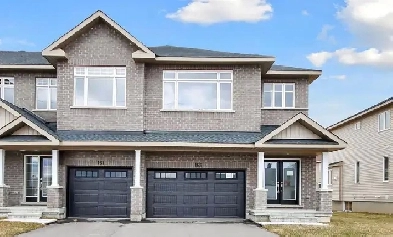 70 Eastwood Drive, Carleton Place, Ontario K7C 0C4 Image# 1