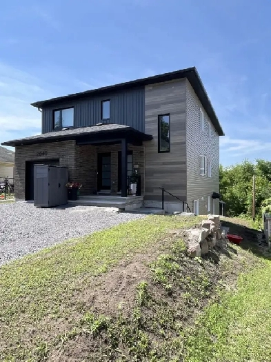 3 bedroom in Rockland - July 1 Image# 1