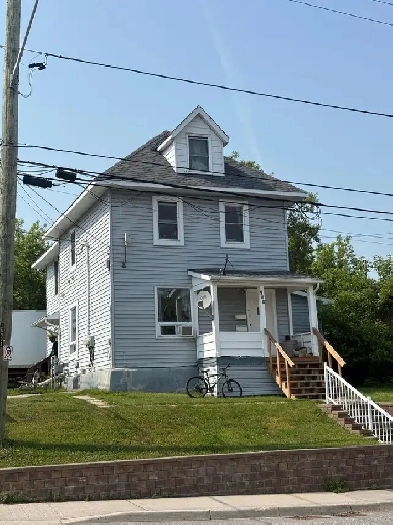Triplex for sale in North Bay Ontario Image# 1
