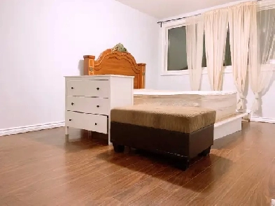 UTSC and Centennial College townhouse for rental