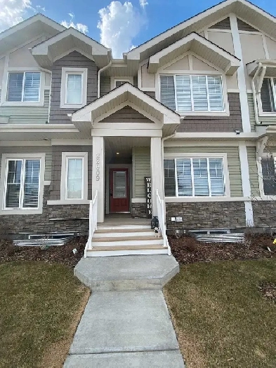 1 bedroom and bathroom Image# 1