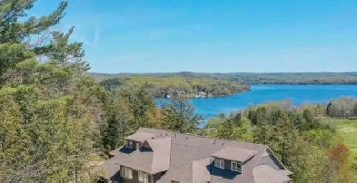 2 Bedroom Condo in Huntsville Image# 1