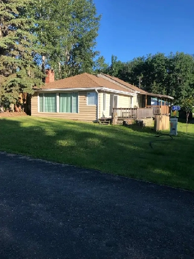 Pigeon Lake,  Mission Beach Cottage FSBO Image# 1