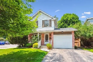 Stylishly renovated 3-bedroom, 2-bath home ! Image# 1
