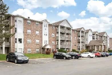 Stonecrest Village - 2 Bedroom - 79,81 Radcliffe Drive & 80,85,9 Image# 1